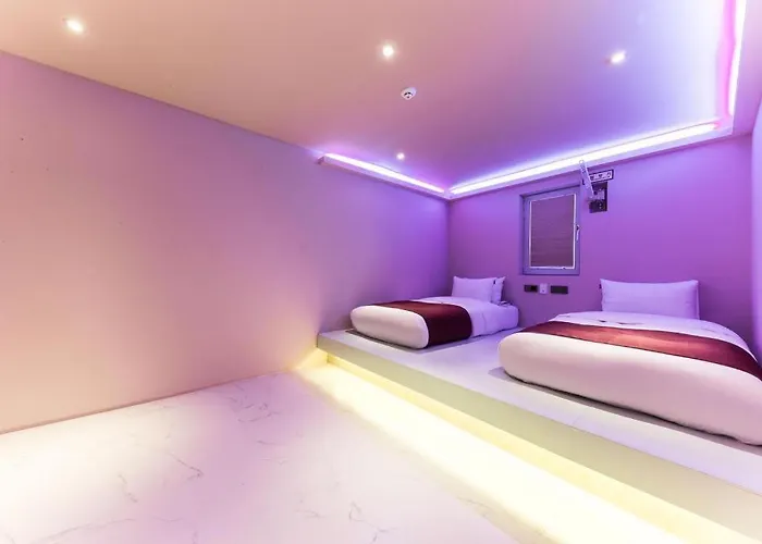 Bobo Hongdae 4*